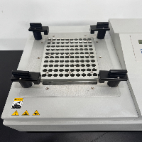Gen-Probe SB100 Dry Heat Bath and Vortexer image 3